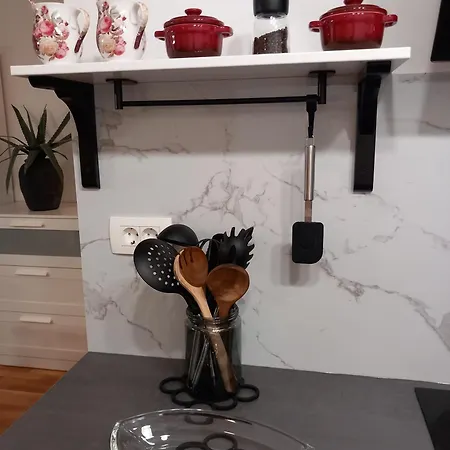 Apartma Krnes Apartman *
